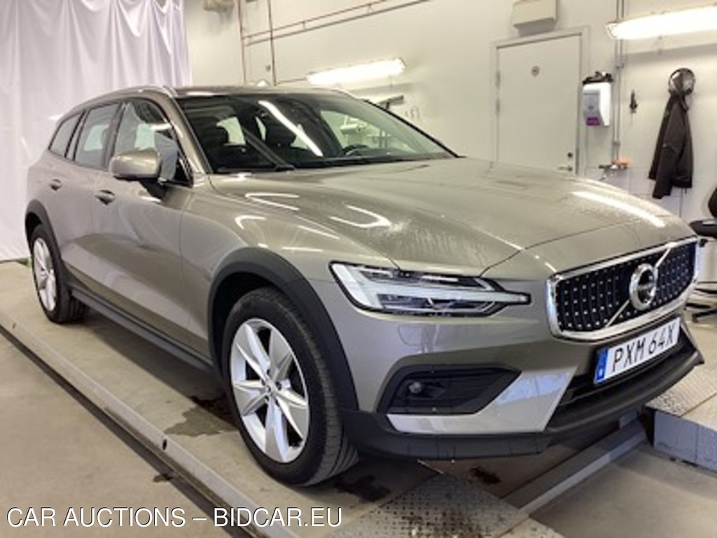 Volvo V60 cross country Cross Country B4 AWD Advanced Navi Pro HuD Skinn Ljus 360-Kamera H/K Drag Navi