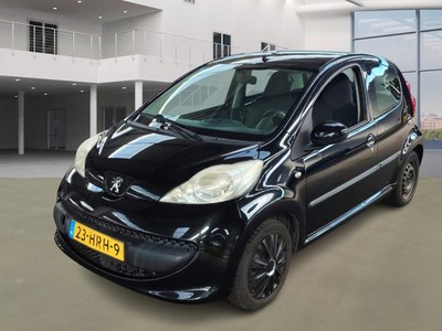 Peugeot 107 1.0-12V XS, 2009