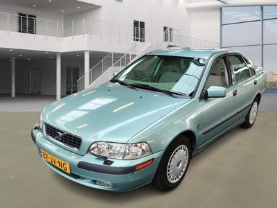 Volvo S40 1.6, 2002