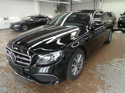 Mercedes-Benz E-CLASS 2.0 E 220 D 4MATIC AUTO AVANTGARDE LINE
