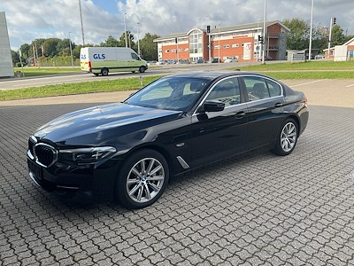 BMW 5 serie 530e SEDAN F SPORT LINE UA!