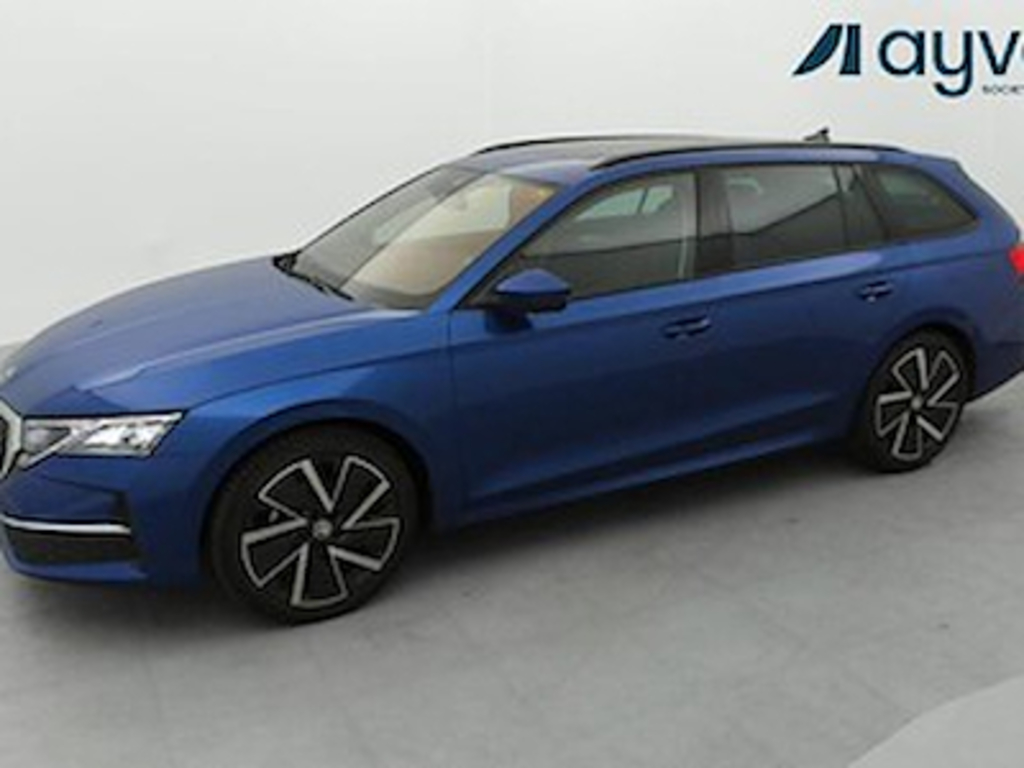 Skoda Octavia combi 2.0 selection 150 CV Suite Black Interior, Light&amp;View Premium, Toit Pano, Attelage