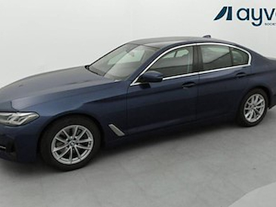 BMW 520I 184 CV Business Pack, Cuir, Attelage, LED Adaptatifs, Volant chauffant