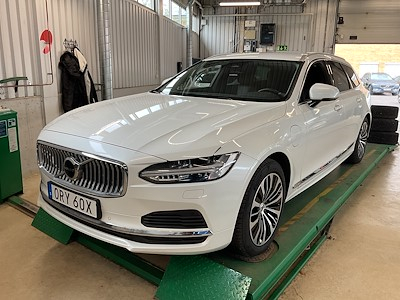 Volvo V90 T6 Recharge AWD Core Edition Ljus Drag Kamera Navi