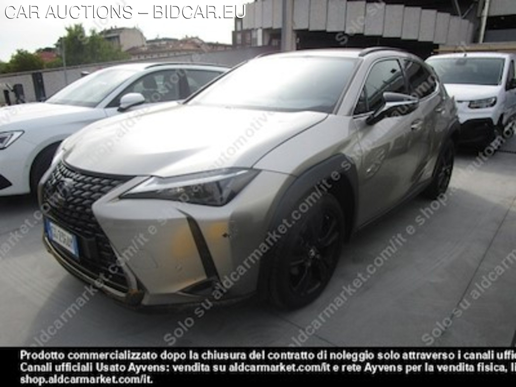 Lexus UX PC hybrid midnight edition -