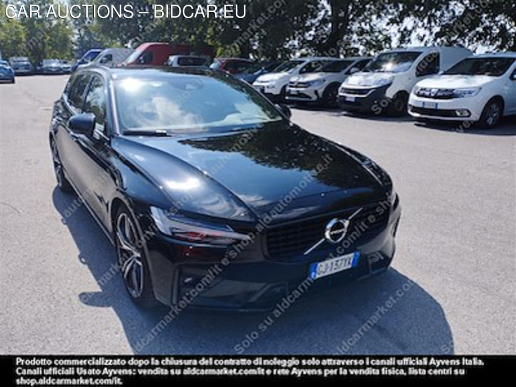 Volvo v60 B4 D autom. r-design -