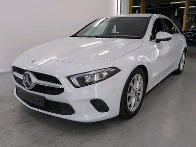Mercedes-Benz Classe A sedan diesel v177 A 180 d Launch Edition (EU6d-TEMP) STOCK