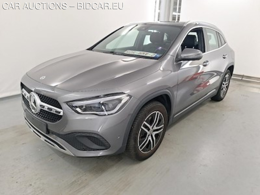 Mercedes-Benz GLA 1.3 GLA 250 E DCT BUSINESS SOLUTION