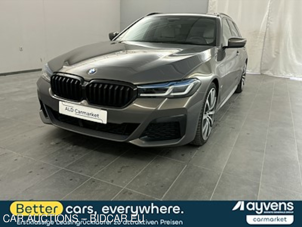 BMW 5er BMW 540d xDrive Touring Aut. Kombi, 5-turig, Automatik, 8-Gang