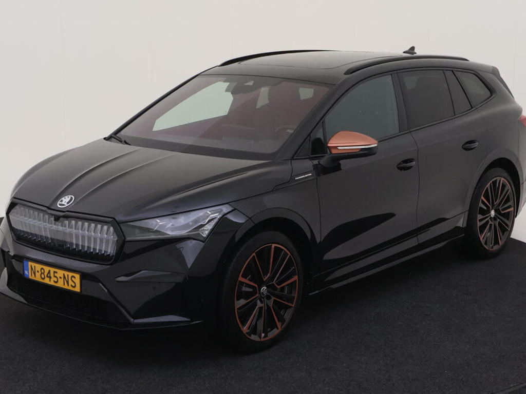 Skoda Enyaq iv 80BEV 204PK 77KWH FOUNDERS EDITION BLACK TECH COMFORT PLUS SUITE, 2021