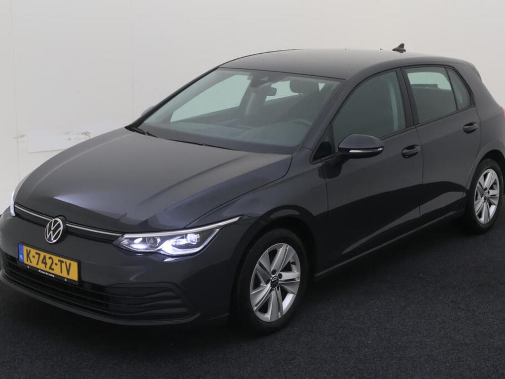 Volkswagen Golf 1.5 TSI 130PK LIFE BUSINESS TREKHAAK, 2021