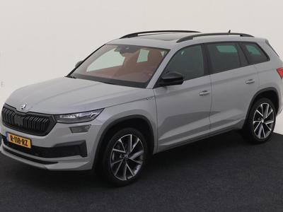 Skoda Kodiaq 1.5 TSI 150PK DSG SPORTLINE BUSINESS COMFORT FUNCTIE PANO, 2022