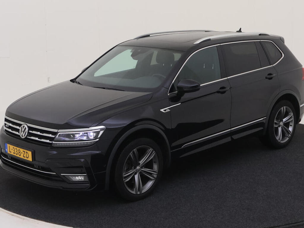 Volkswagen Tiguan allspace 1.5 TSI 150PK DSG HIGHLINE BUSINESS R-LINE EXECUTVE 7P PANO TREKHAAK, 2021