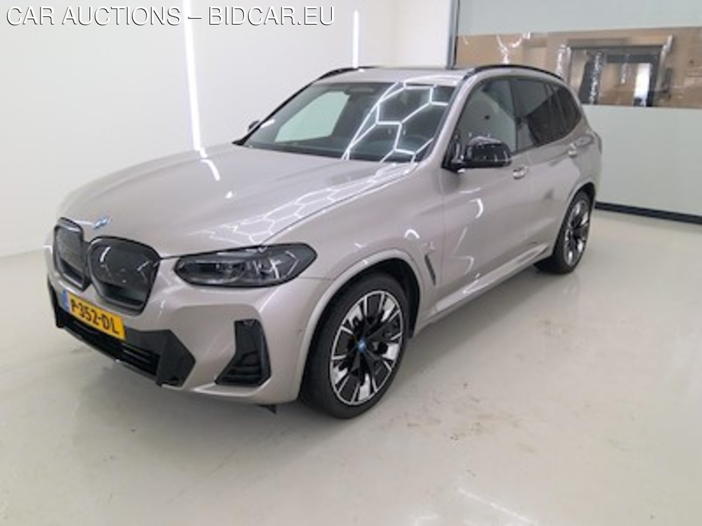BMW Ix3 80kWh High Executive 5d