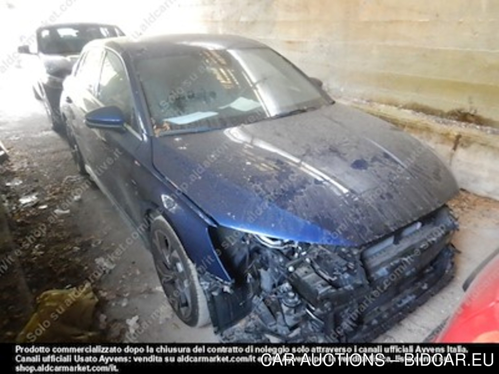 Audi A3 30 tfsi S tronic -