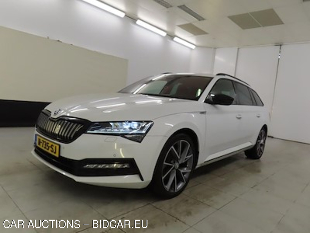Skoda Superb combi 1.4 TSI PHEV DSG Sportline Business