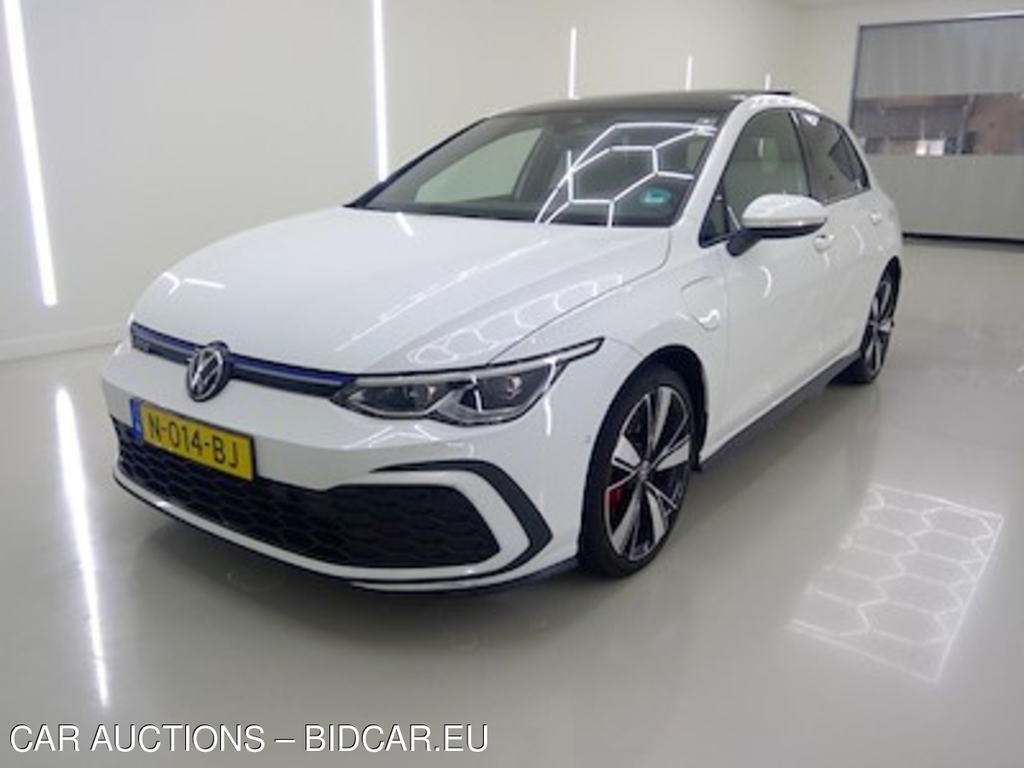 Volkswagen GOLF 1.4 eHybrid 180kW DSG GTE 5d