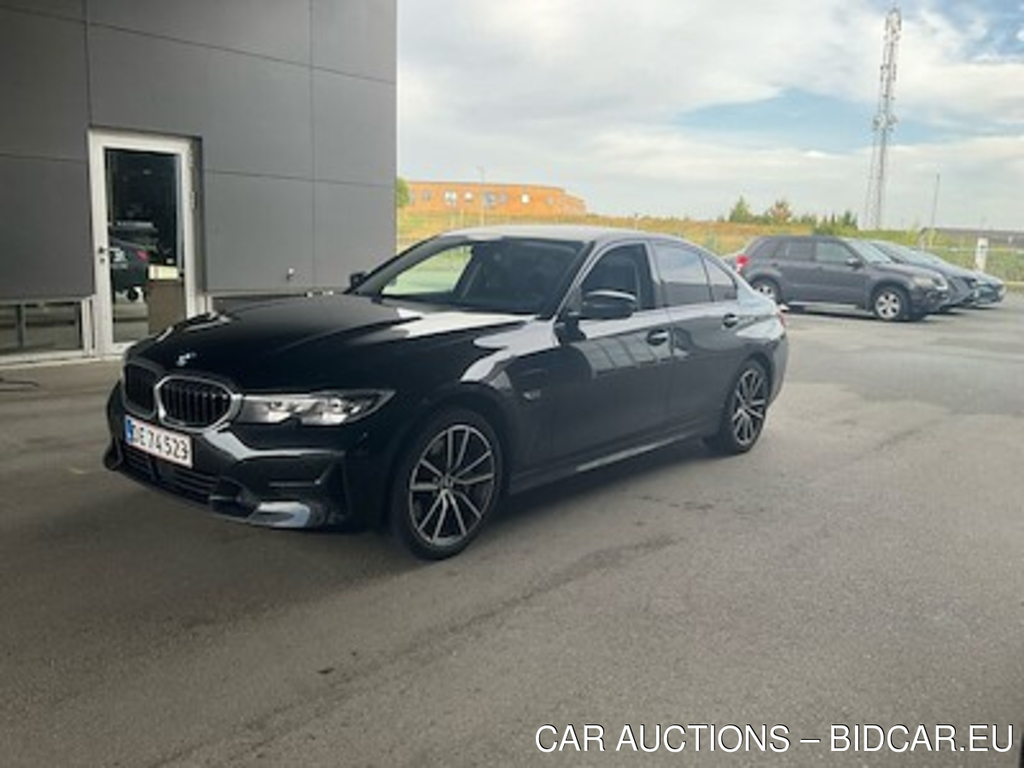 BMW 3 serie 330e Sport Line auto UA!