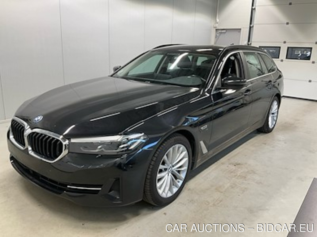 BMW Series 5 530e Touring Sport Line UA!