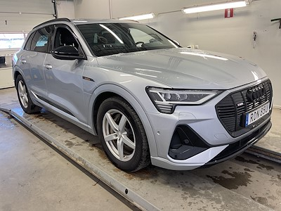 Audi E-TRON 55 quattro S-Line Svart Optikpaket Panorama Drag Kamera **TEST LINK BELOW**