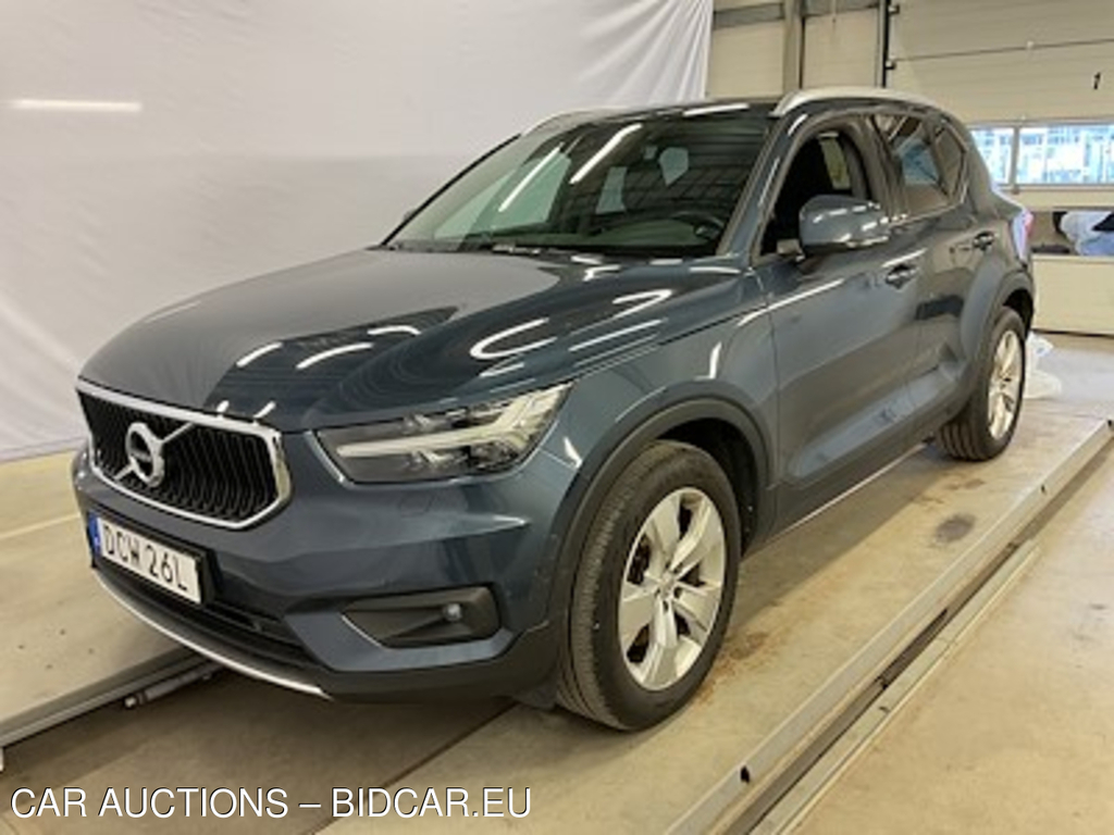 Volvo XC40 B4 AWD Momentum Adv Navi Pro Ljus Skinn Drag Kamera Navi