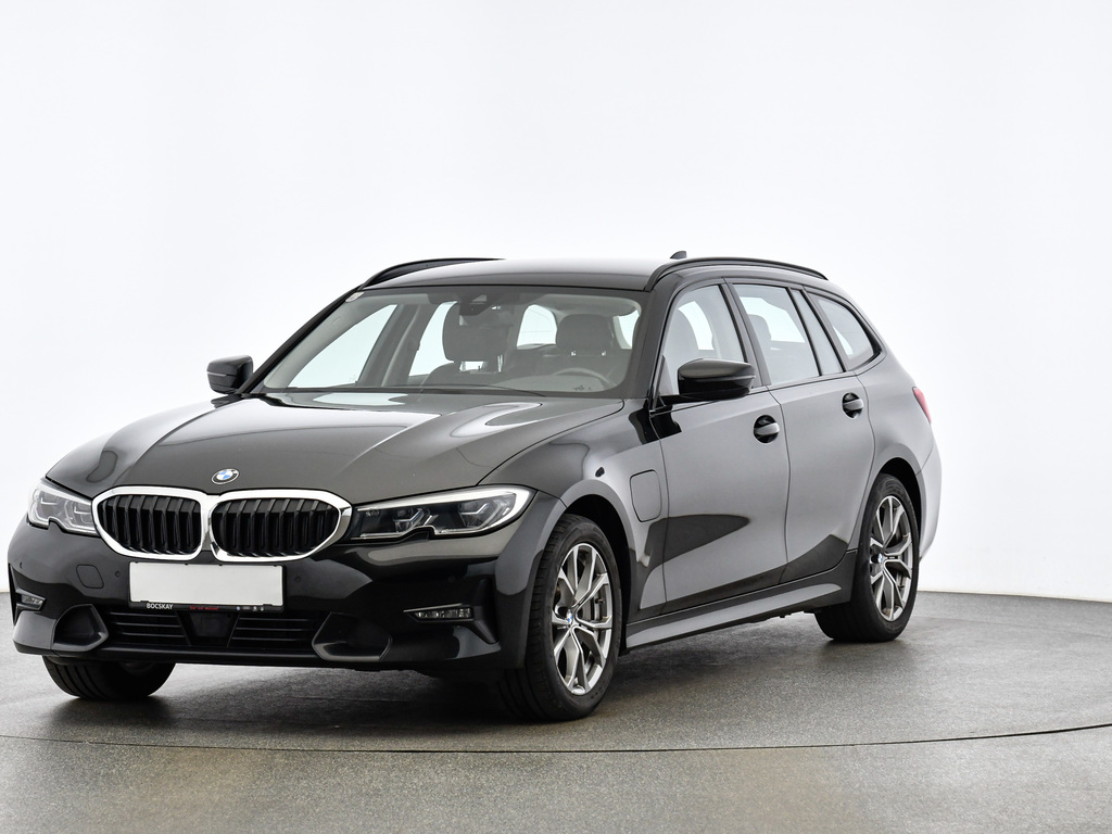 BMW 330e PHEV Touring Aut. (G21) Sport Line, 2021