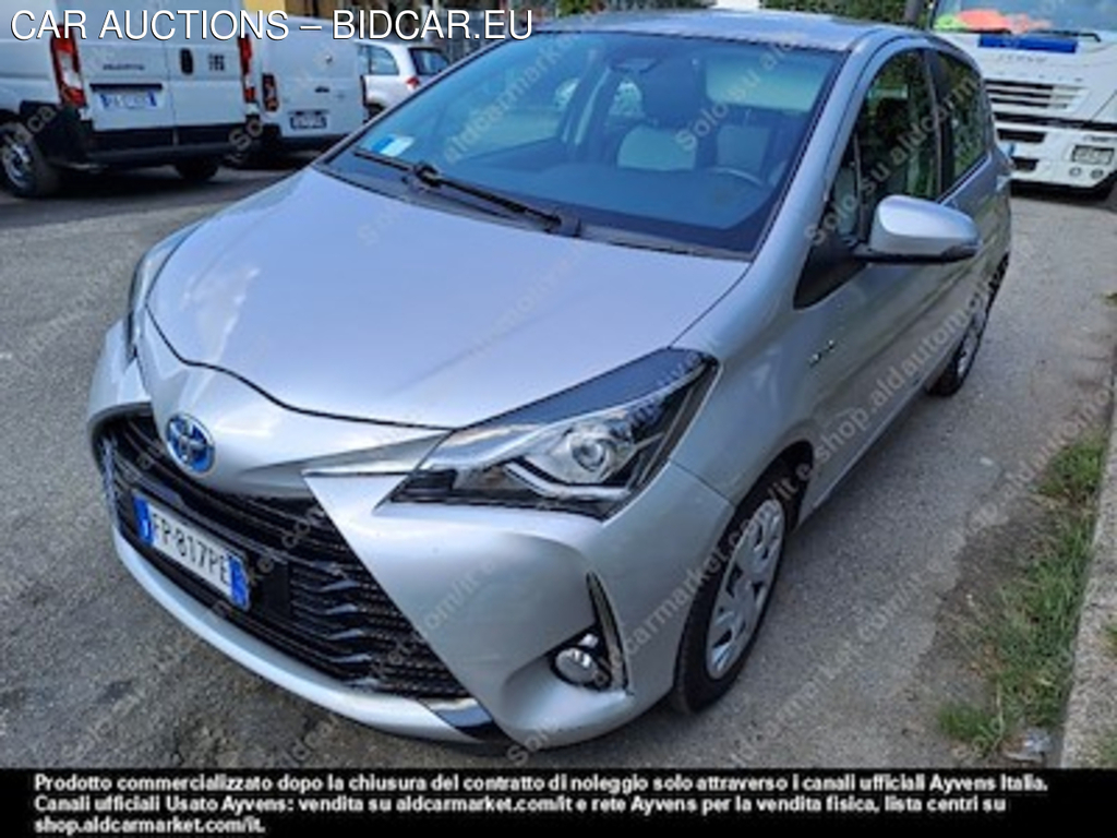 Toyota yaris 1.5 hybrid active hatchback -