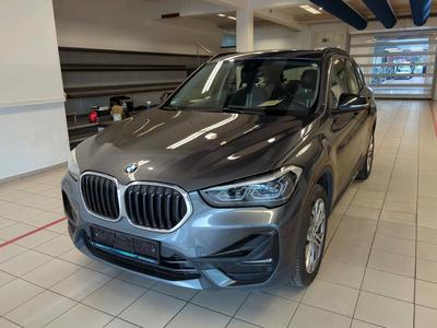 BMW X1 XDRIVE18D AUT. Sport Line, 2021