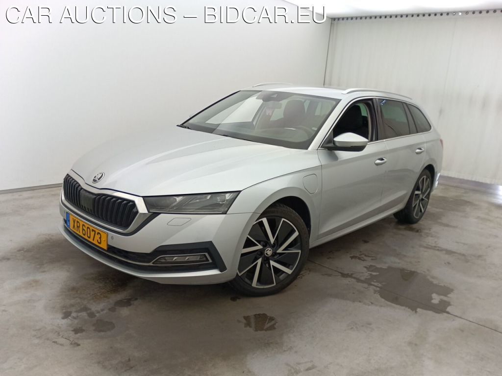 Skoda Octavia combi - 2020 OCTAVIA SW 1.4 TSI PHEV STYLE DSG, 2021
