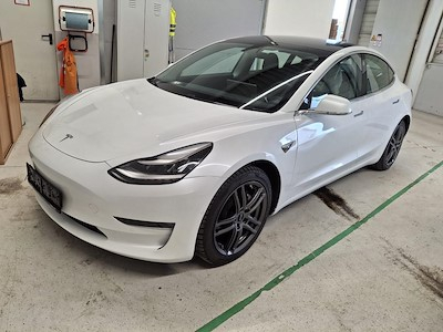Tesla Model 3 Langstreckenbatterie Allrad Dualmotor 15