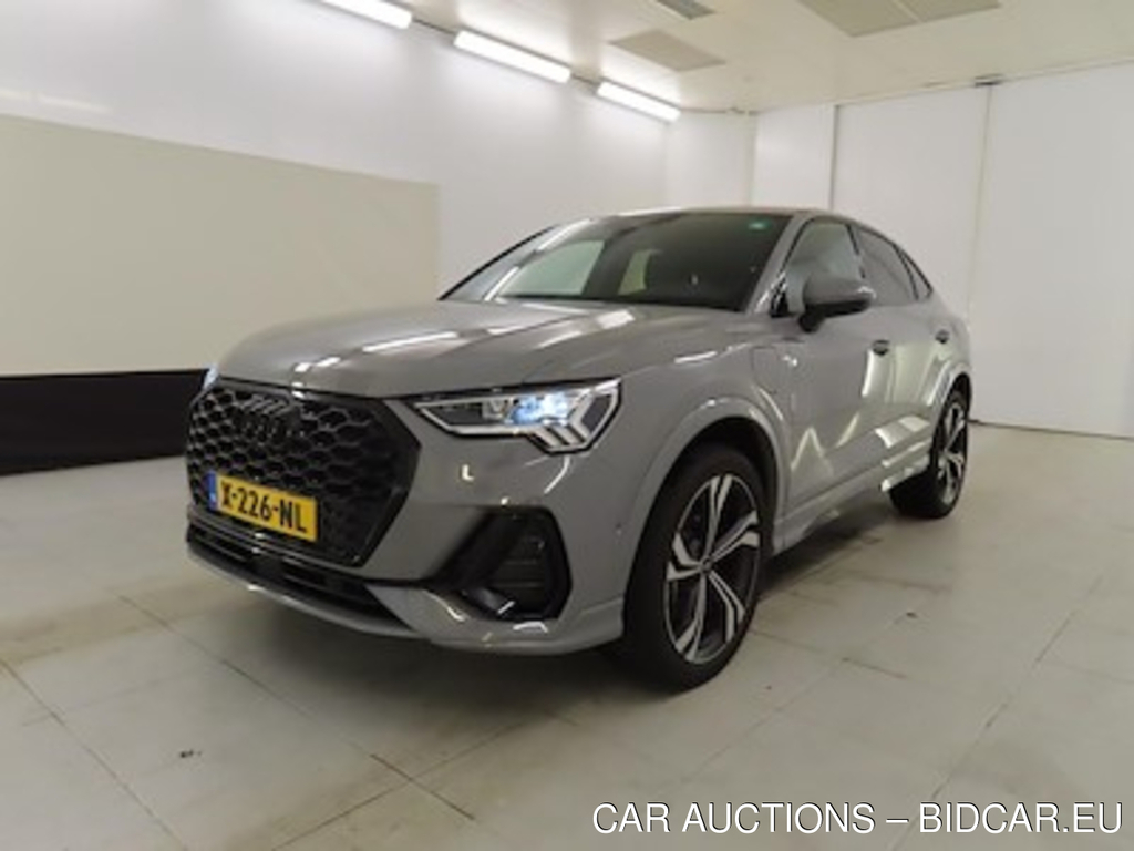 Audi Q3 sportback 45 TFSI e S tronic S edition 5d