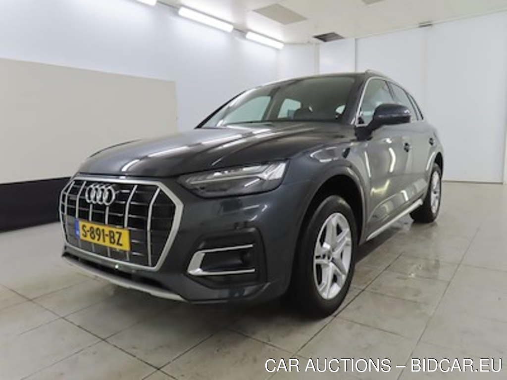 Audi Q5 40 TFSI quattro S tronic Advanced Edit 5d