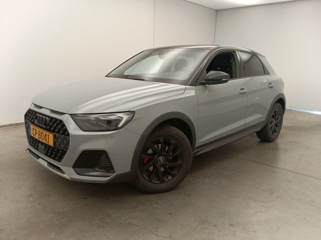 Audi A1 citycarver A1 CITYCARVER 35 TFSI S TRONIC (EU6AP), 2021