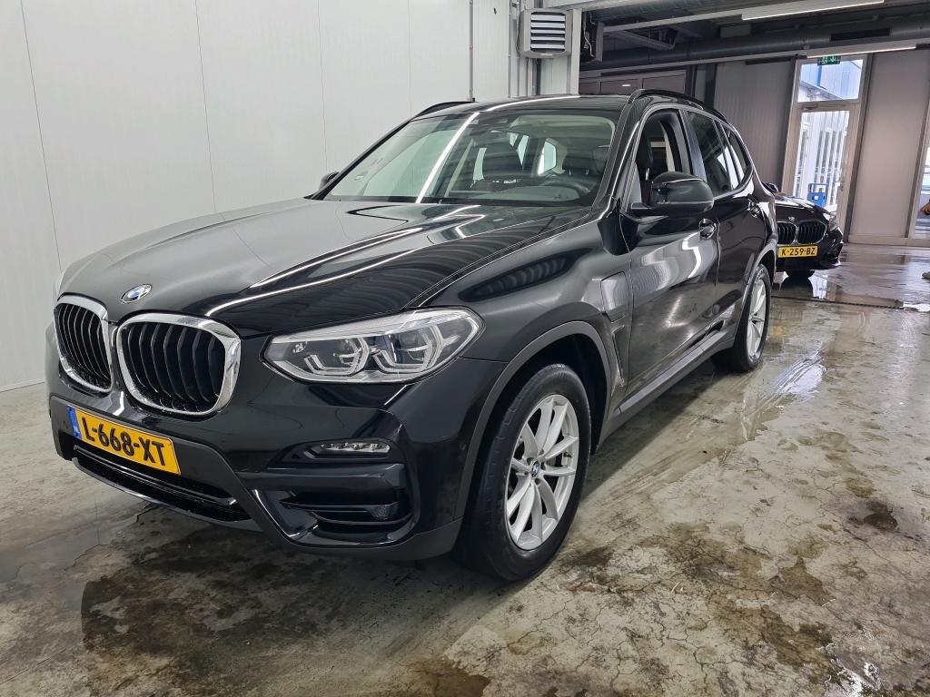 BMW X3 xDrive 30eA 215kW, 2021