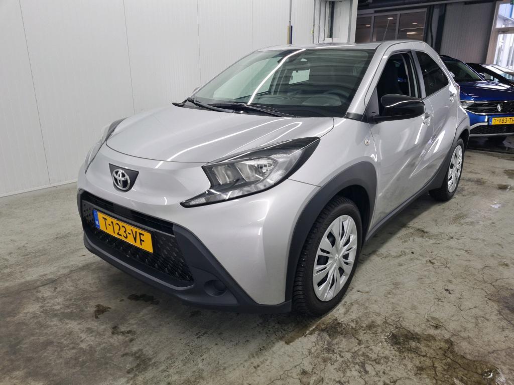 Toyota Aygo X 1.0 VVT-i 53kW Play MT, 2023
