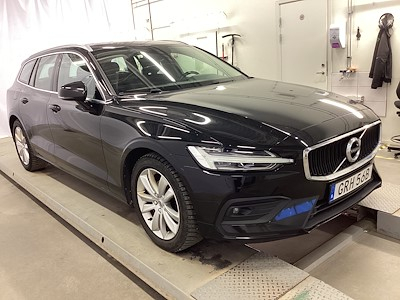 Volvo V60 B4 Momentum Kamera