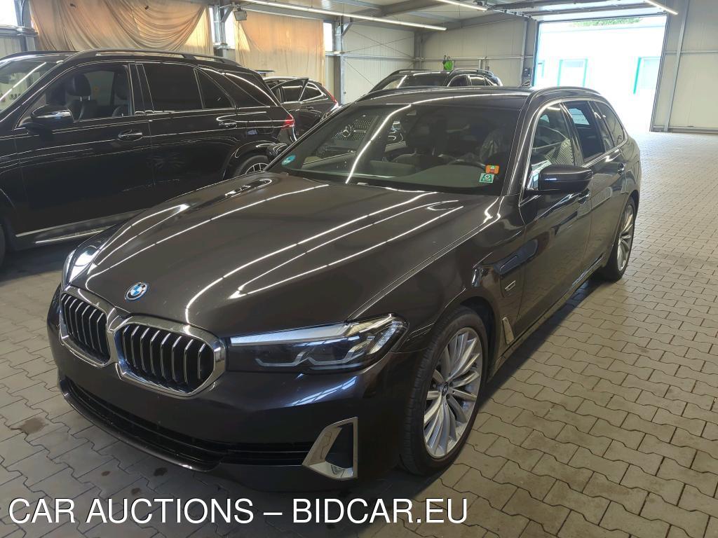 BMW 530e TOURING AUT. Luxury Line, 2022