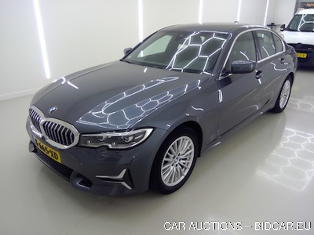 BMW 3 serie sedan 318iA Businss Edition Plus Lux Line