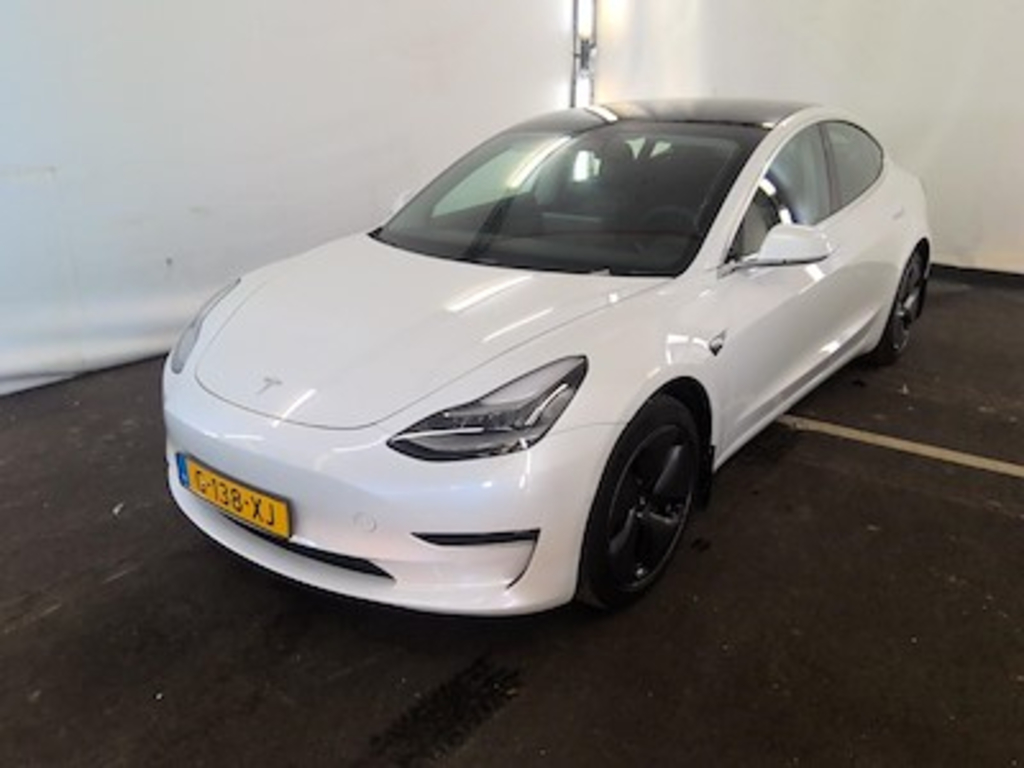 Tesla Model 3 Long Range Dual Motor AWD 4d