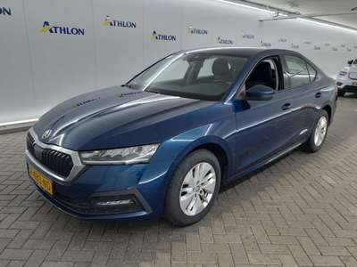 Skoda Octavia 1.0 TSI E-TEC MHEV DSG AMBITION 5D 81KW, 2022