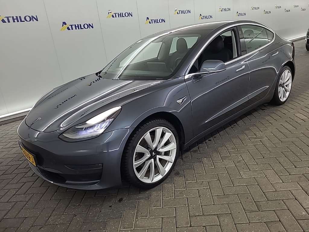 Tesla Model 3 STANDARD RANGE PLUS RWD 4D 211KW, 2019