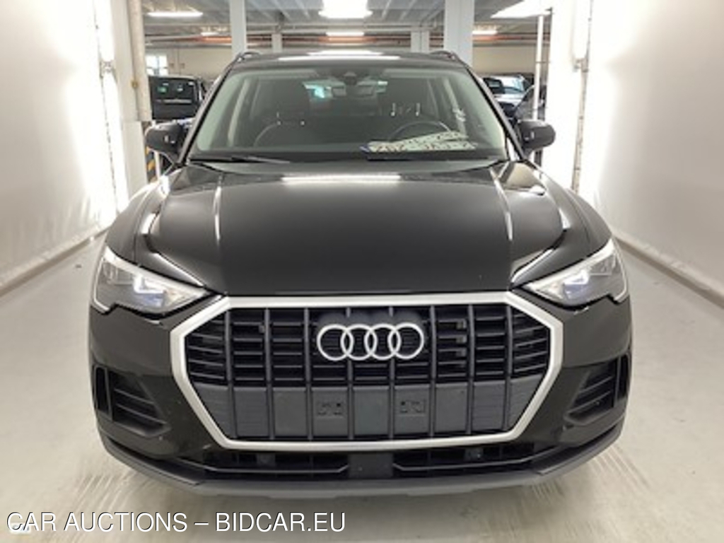Audi Q3 1.4 45 TFSI E S TRONIC