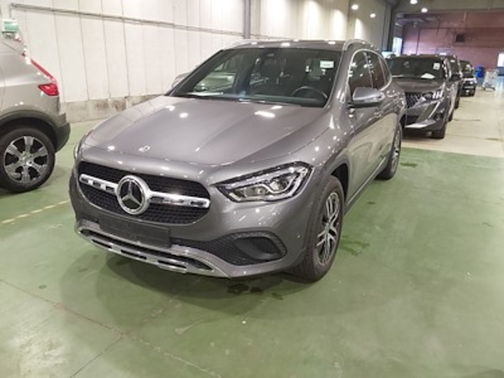 Mercedes-Benz GLA 1.3 GLA 250 E DCT BUSINESS SOLUTION