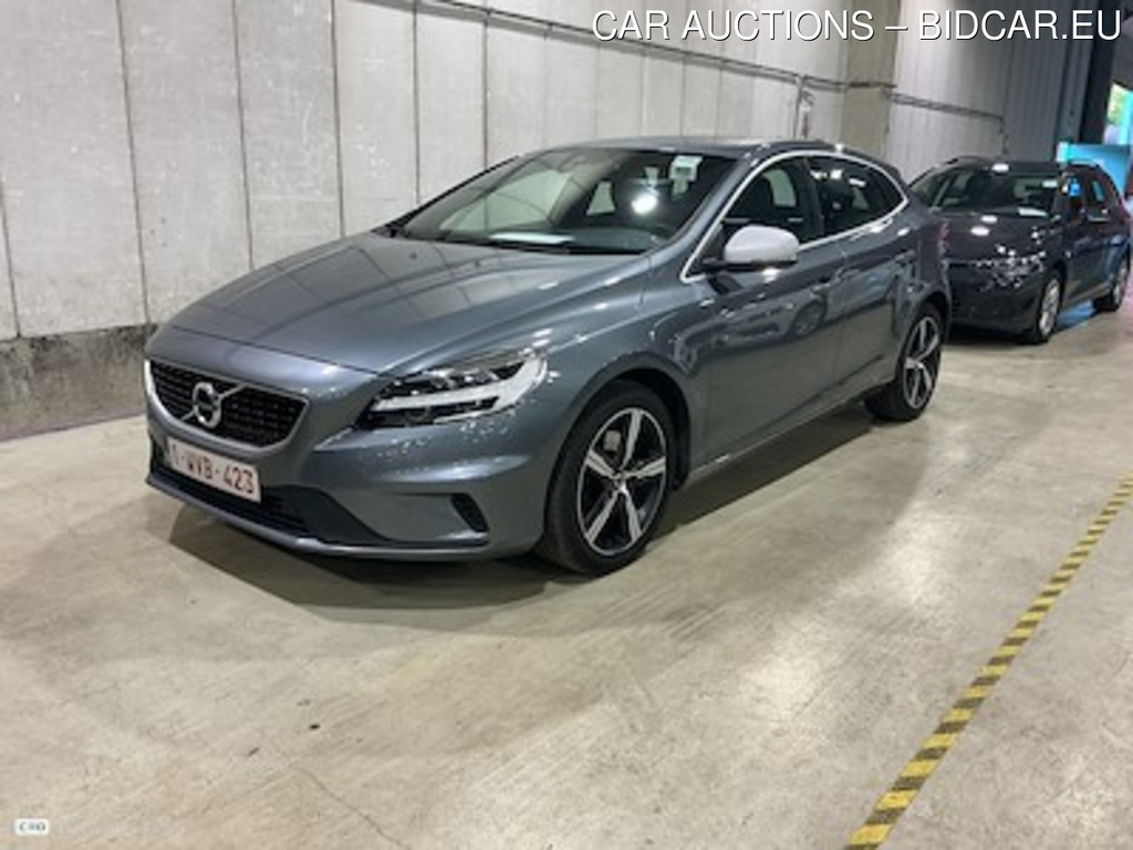 Volvo V40 - 2016 2.0 T2 Sport Edition GPF (EU6d-TEMP) STOCK