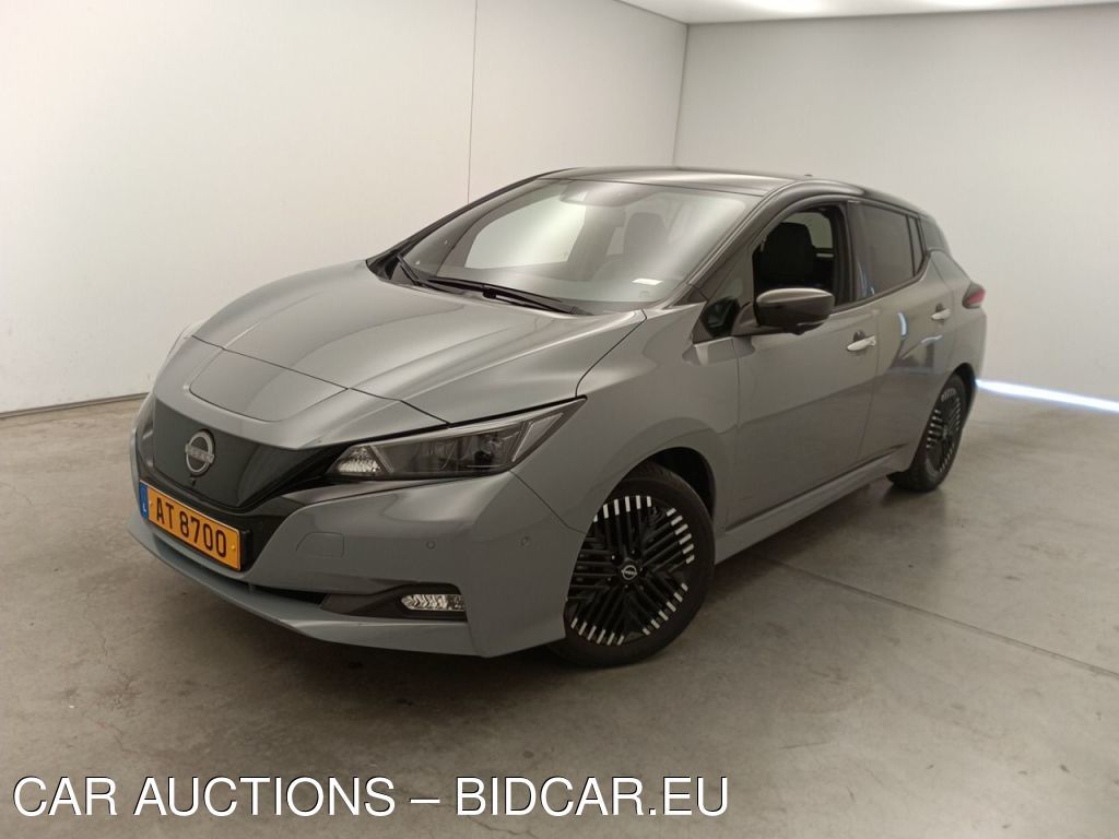 Nissan Leaf - 2018 LEAF 40 KWH TEKNA, 2022