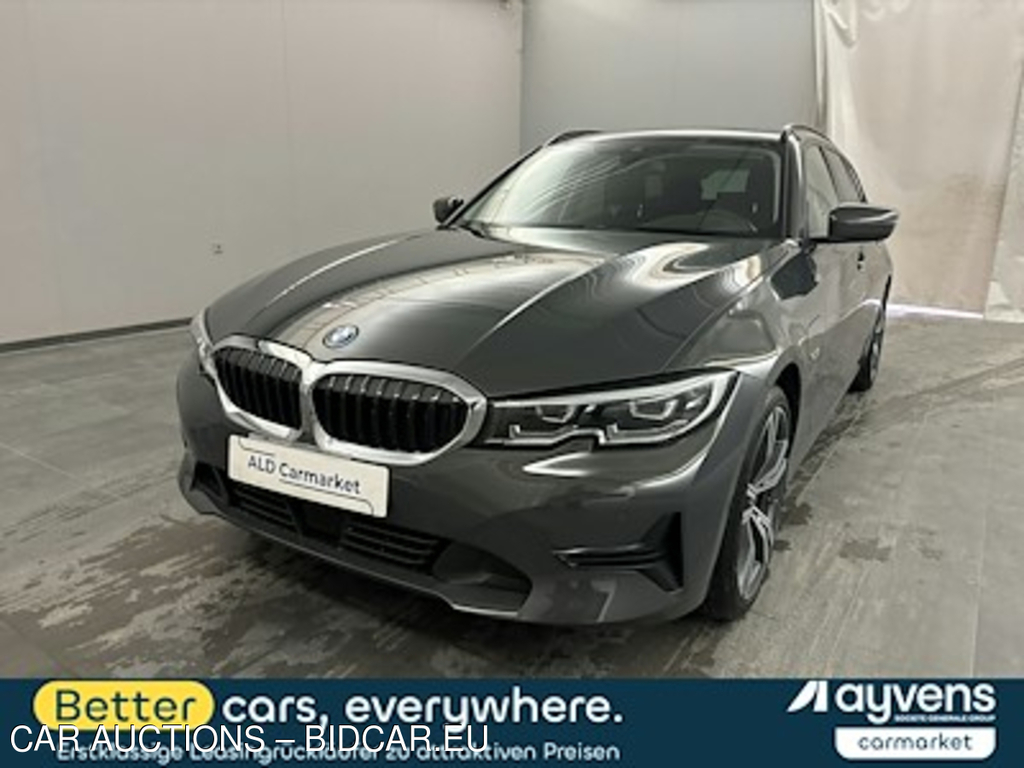 BMW 3er BMW 330e Touring Aut. Advantage Kombi, 5-turig, Automatik, 8-Gang