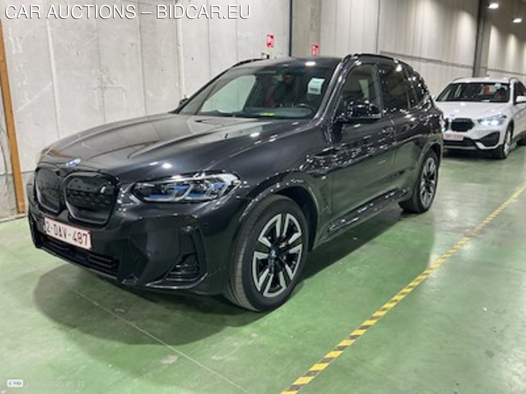 BMW IX3 80KWH AUTO