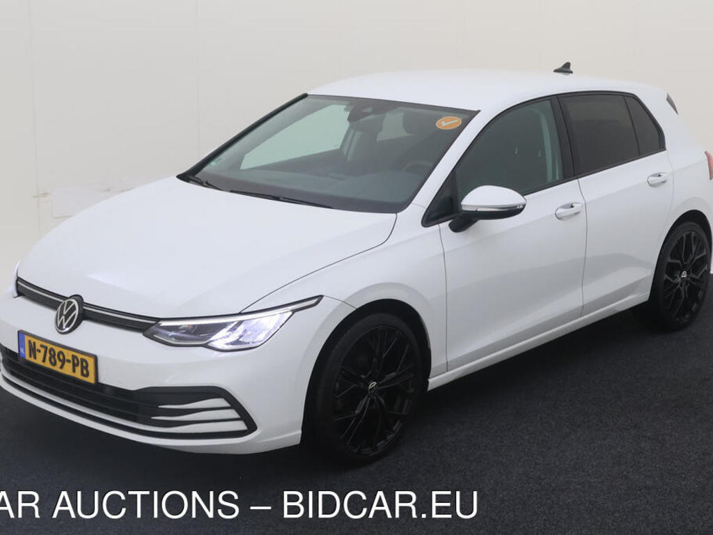 Volkswagen Golf 1.5 TSI 130PK LIFE BUSINESS WINTER, 2021