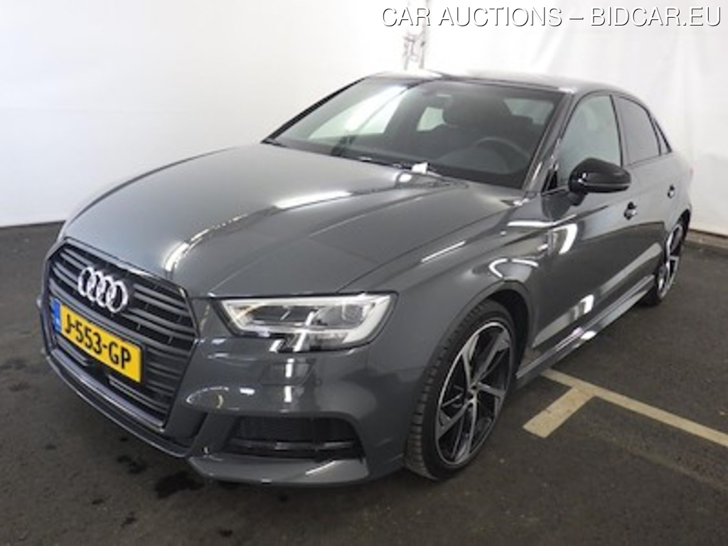 Audi A3 limousine 35 TFSI S tronic Advance Sport 4d