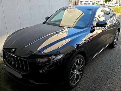 Maserati Levante Q4, 2020